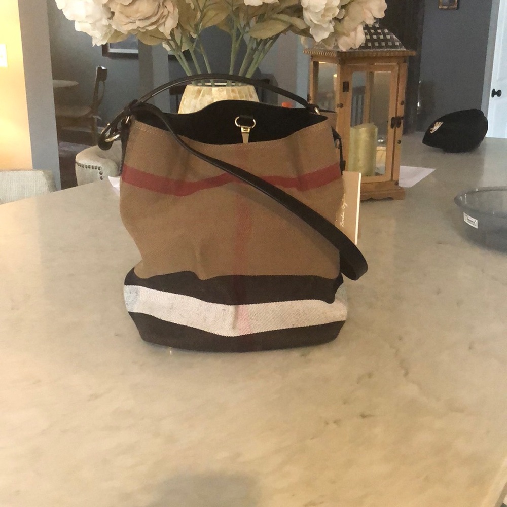 New with tags and dust bag Authentic Burberry canvas hobo bag